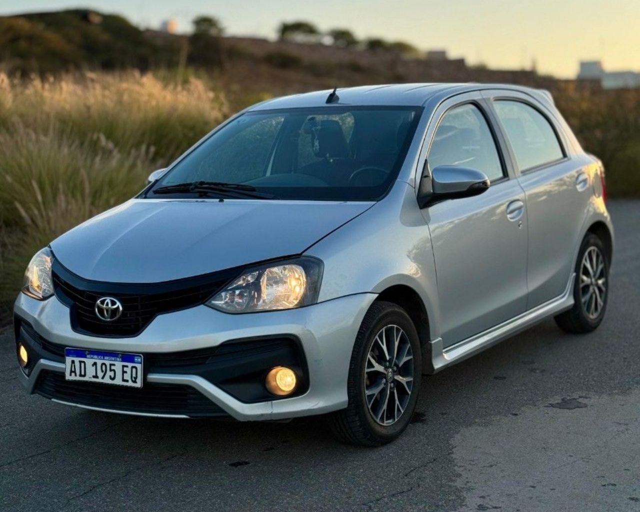 Toyota Etios Usado Financiado en Córdoba, deRuedas
