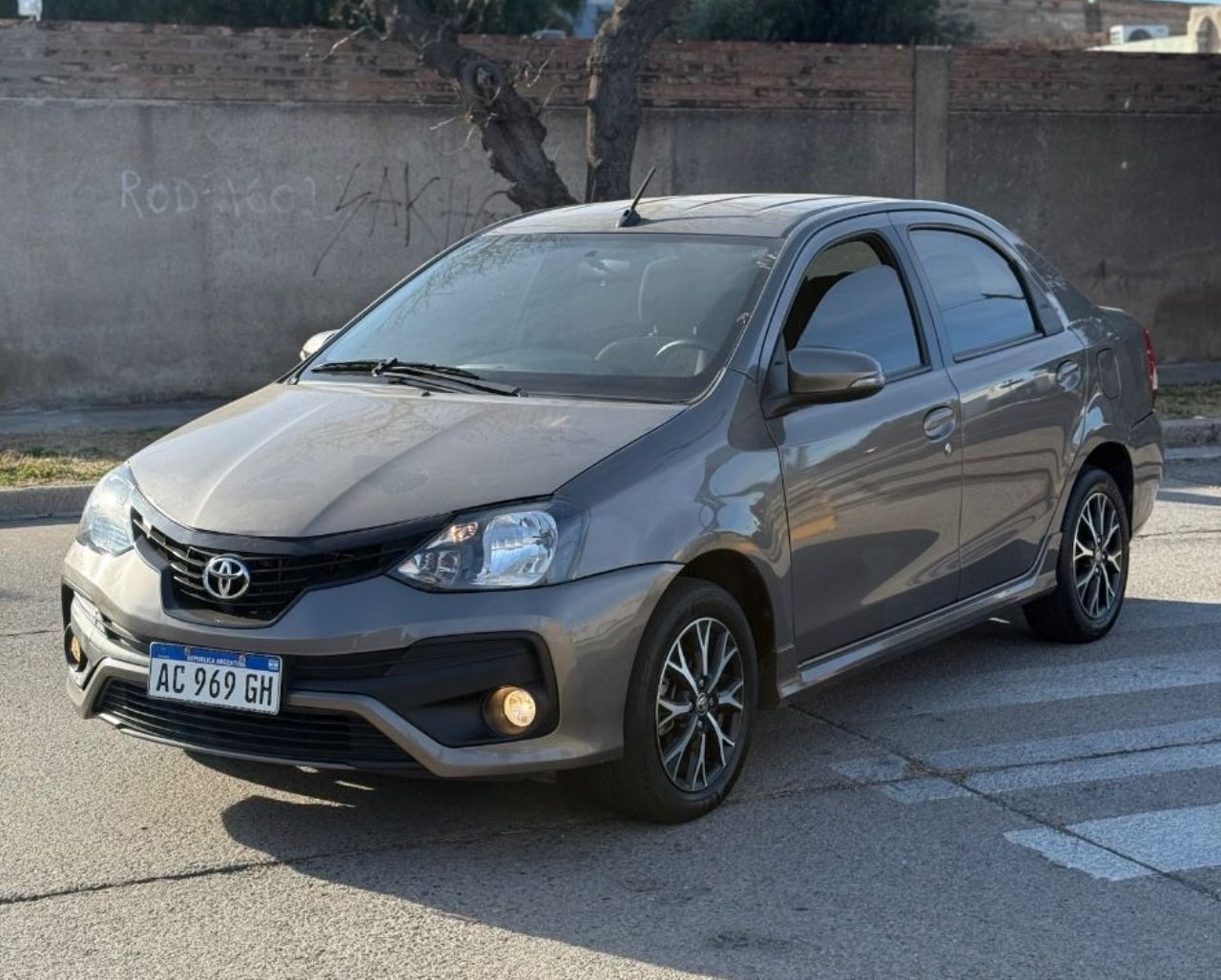 Toyota Etios Usado en San Luis, deRuedas