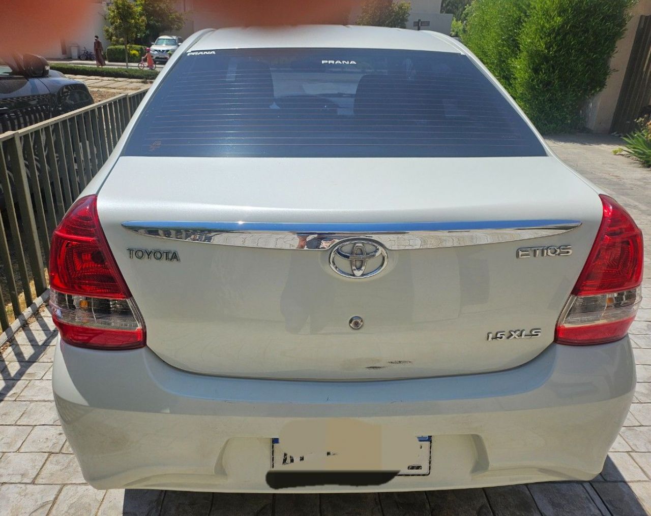 Toyota Etios Usado en Mendoza, deRuedas