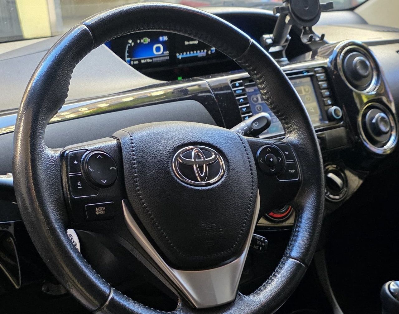 Toyota Etios Usado Financiado en Buenos Aires, deRuedas
