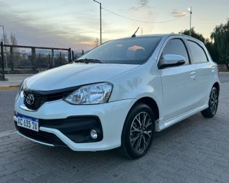 Toyota Etios Usado en Mendoza Financiado
