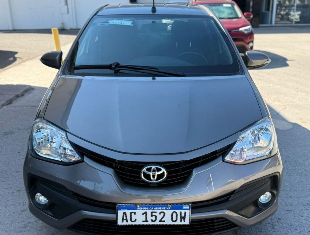 Toyota Etios Usado en Mendoza, deRuedas