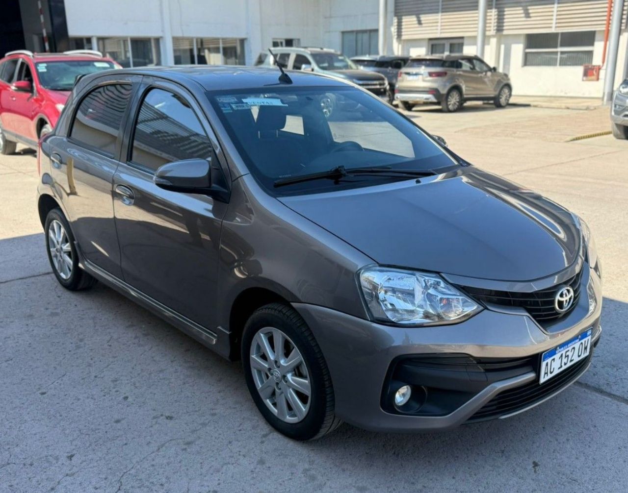 Toyota Etios Usado en Mendoza, deRuedas