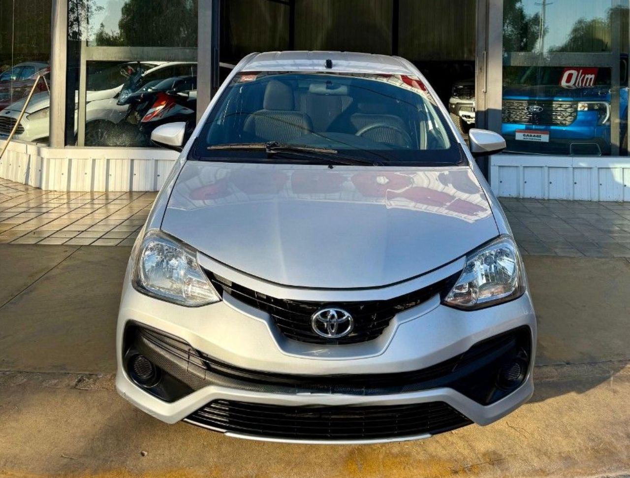 Toyota Etios Usado Financiado en San Juan, deRuedas