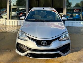 Toyota Etios Usado en San Juan Financiado