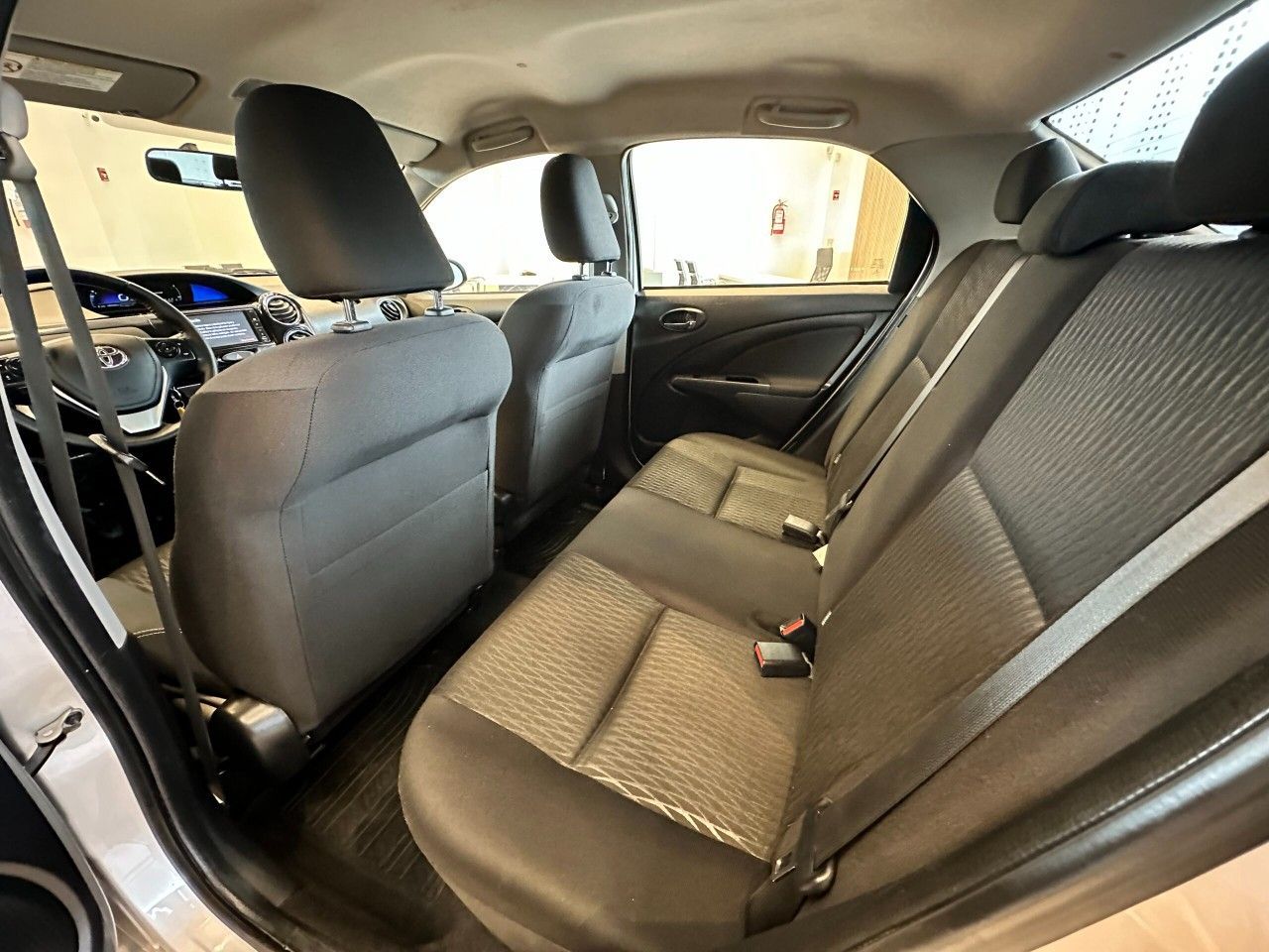 Toyota Etios Usado Financiado en Córdoba, deRuedas