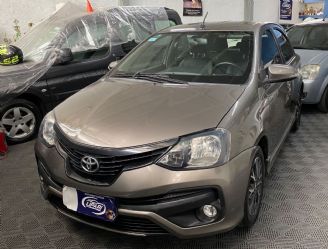 Toyota Etios Usado en Mendoza Financiado