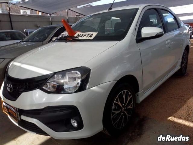 Toyota Etios Usado en Mendoza, deRuedas