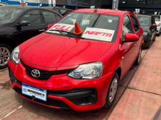 Toyota Etios Usado en Mendoza Financiado