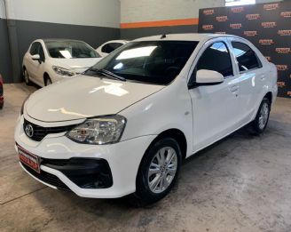 Toyota Etios Usado en Mendoza
