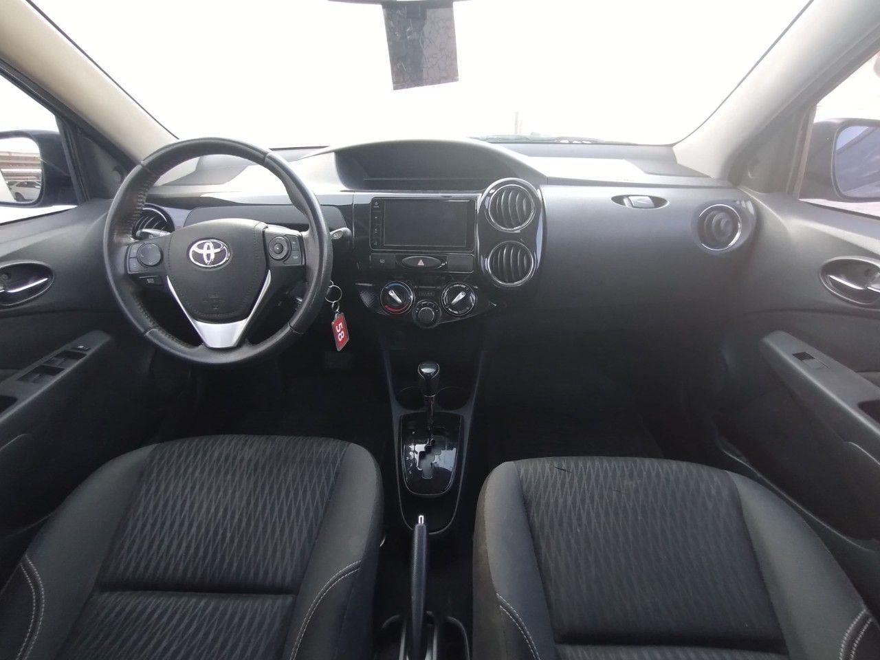 Toyota Etios Usado en San Luis, deRuedas