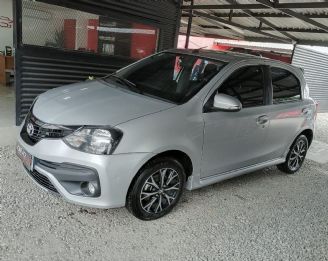 Toyota Etios Usado en Córdoba Financiado