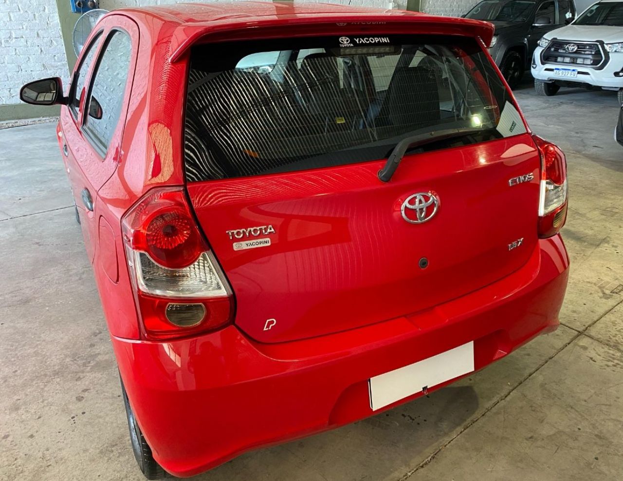 Toyota Etios Usado en Mendoza, deRuedas