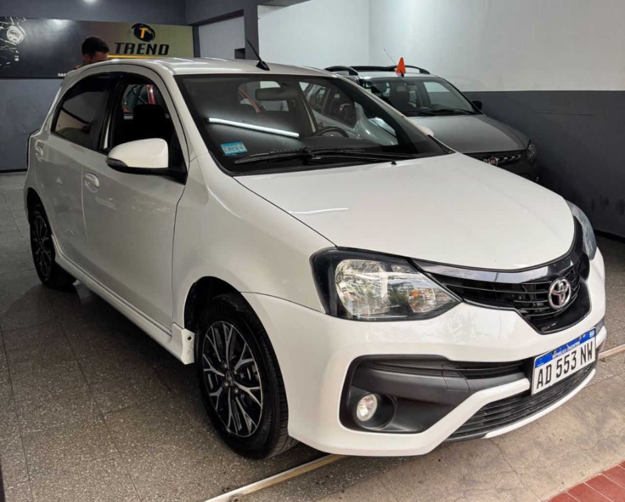 Toyota Etios Usado Financiado en Mendoza, deRuedas
