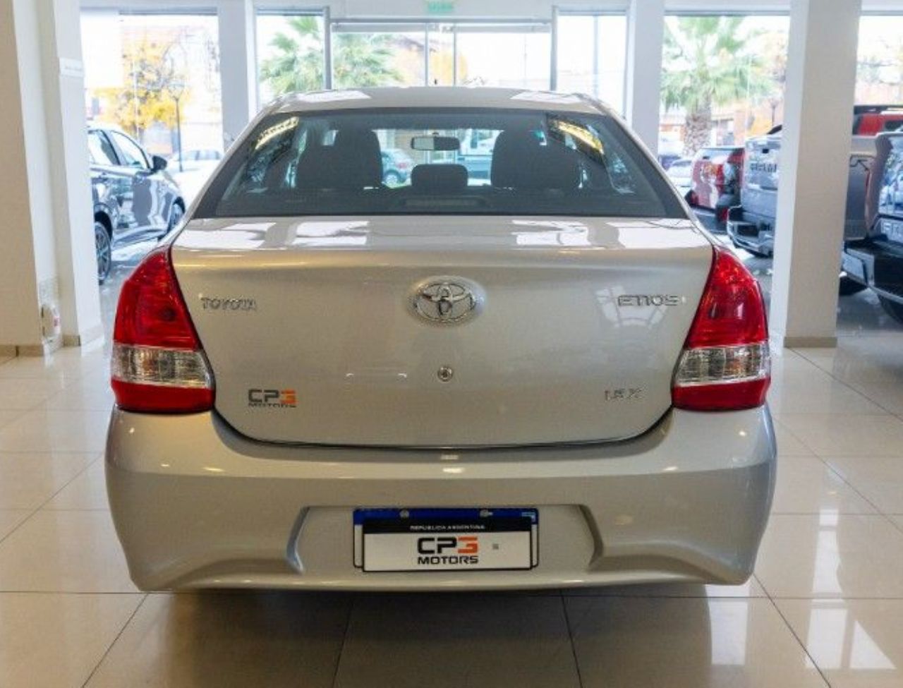 Toyota Etios Usado en Mendoza, deRuedas