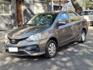 Toyota Etios Usado en Mendoza