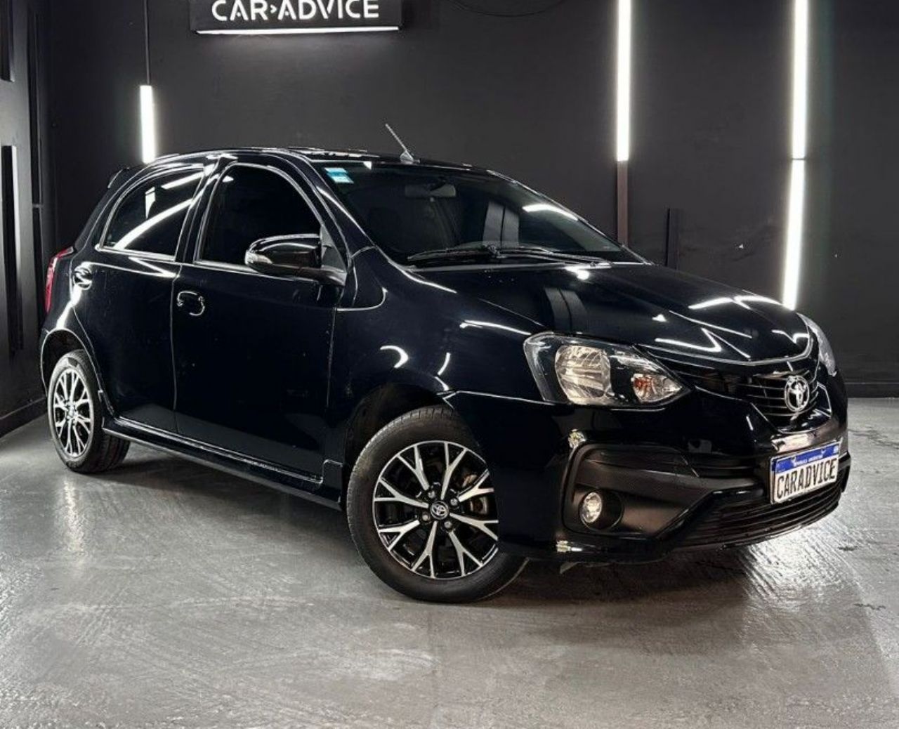 Toyota Etios Usado en Córdoba, deRuedas