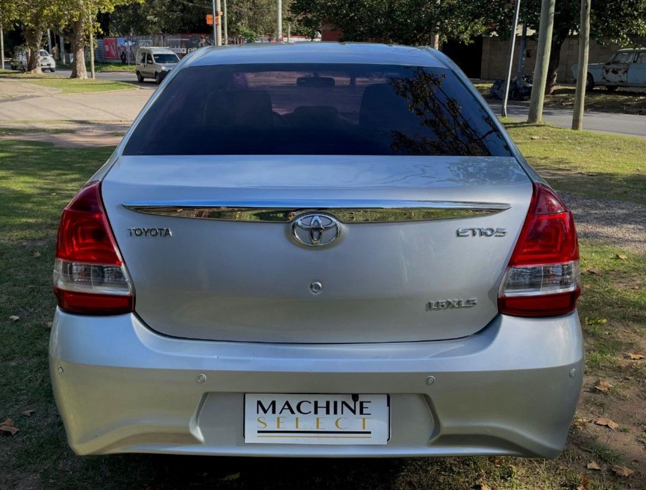 Toyota Etios Usado Financiado en Córdoba, deRuedas