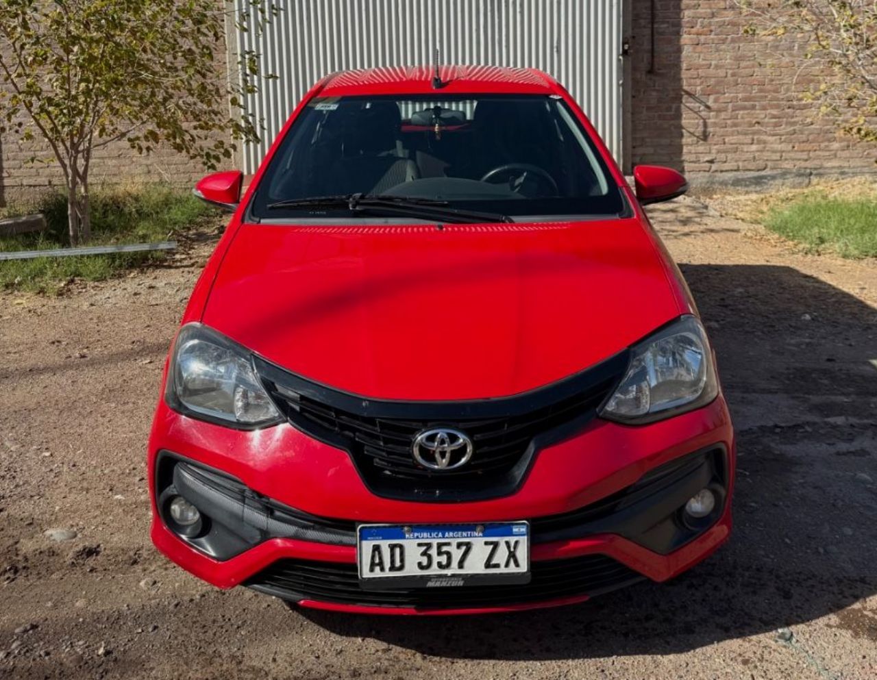 Toyota Etios Usado en Mendoza, deRuedas
