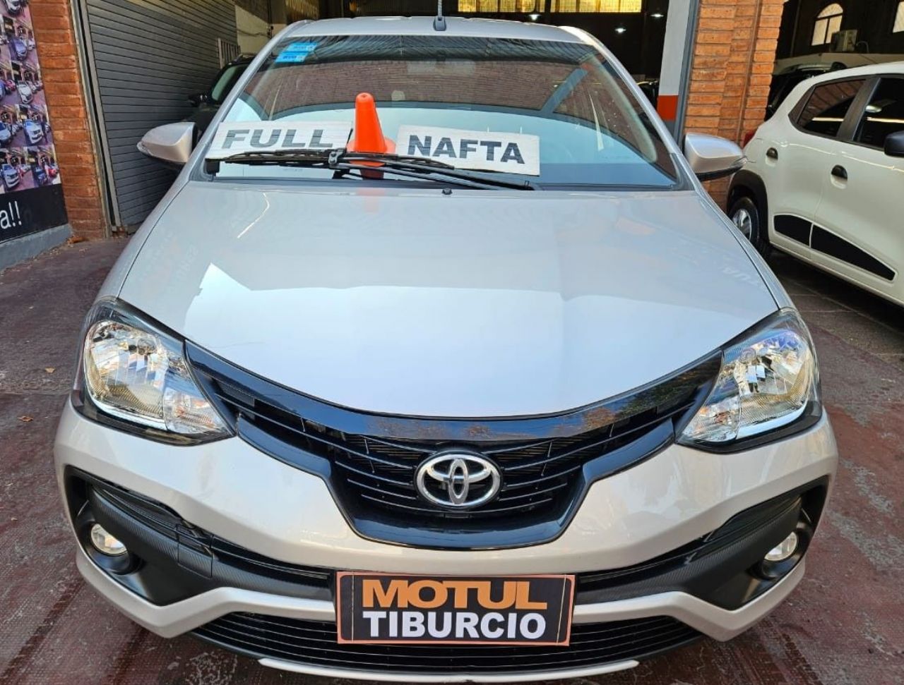 Toyota Etios Usado en Mendoza, deRuedas