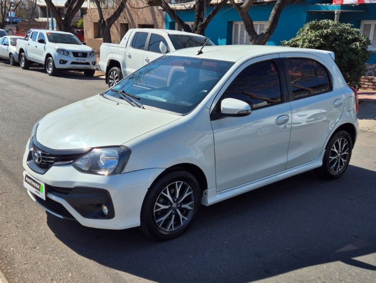 Toyota Etios Usado Financiado en Mendoza, deRuedas