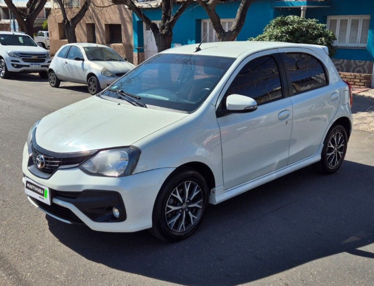 Toyota Etios Usado Financiado en Mendoza, deRuedas