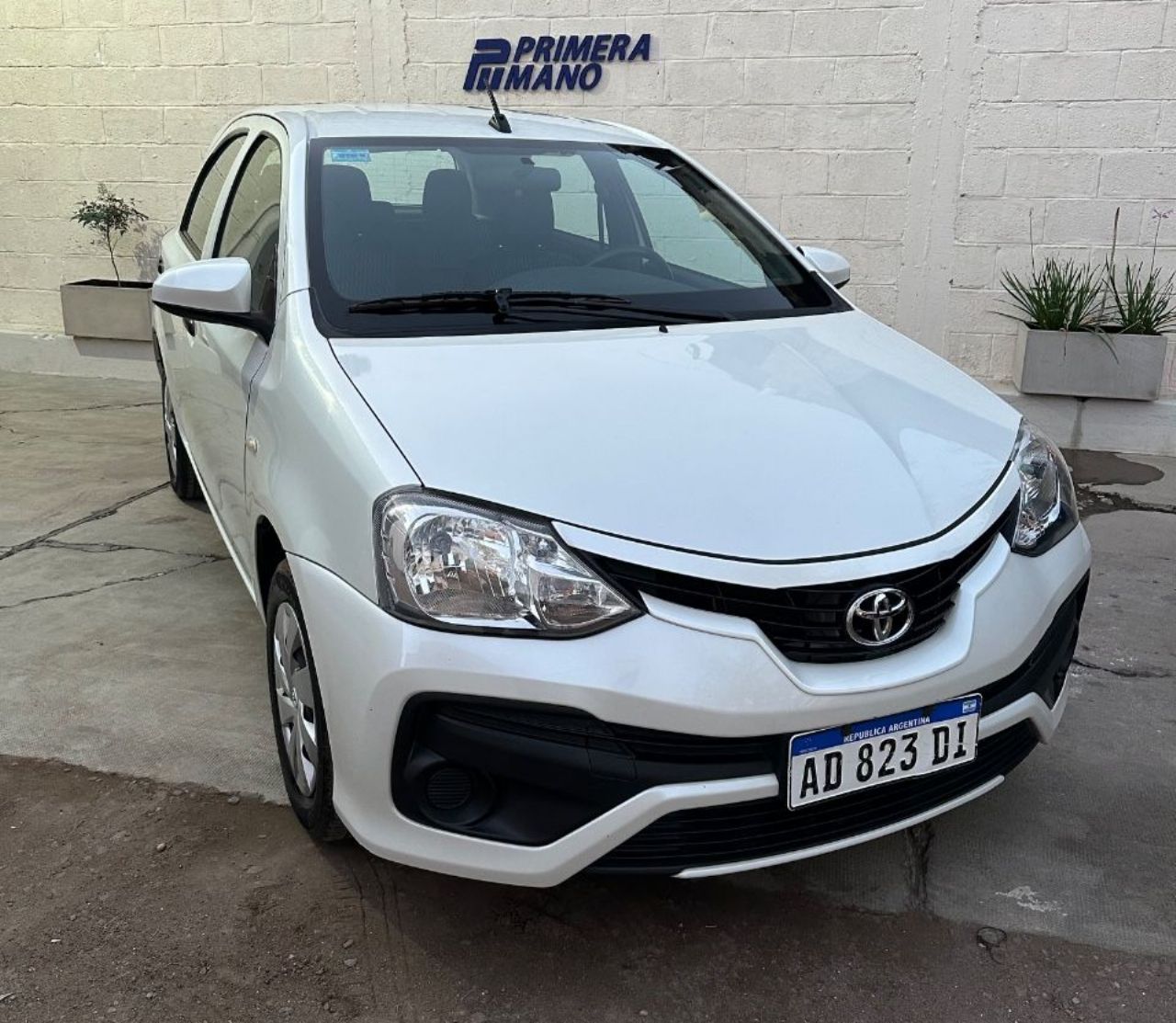 Toyota Etios Usado en San Juan, deRuedas