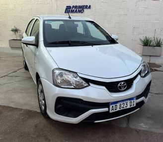 Toyota Etios Usado en San Juan