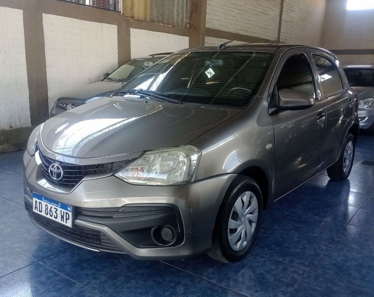 Toyota Etios Usado Financiado en Mendoza, deRuedas