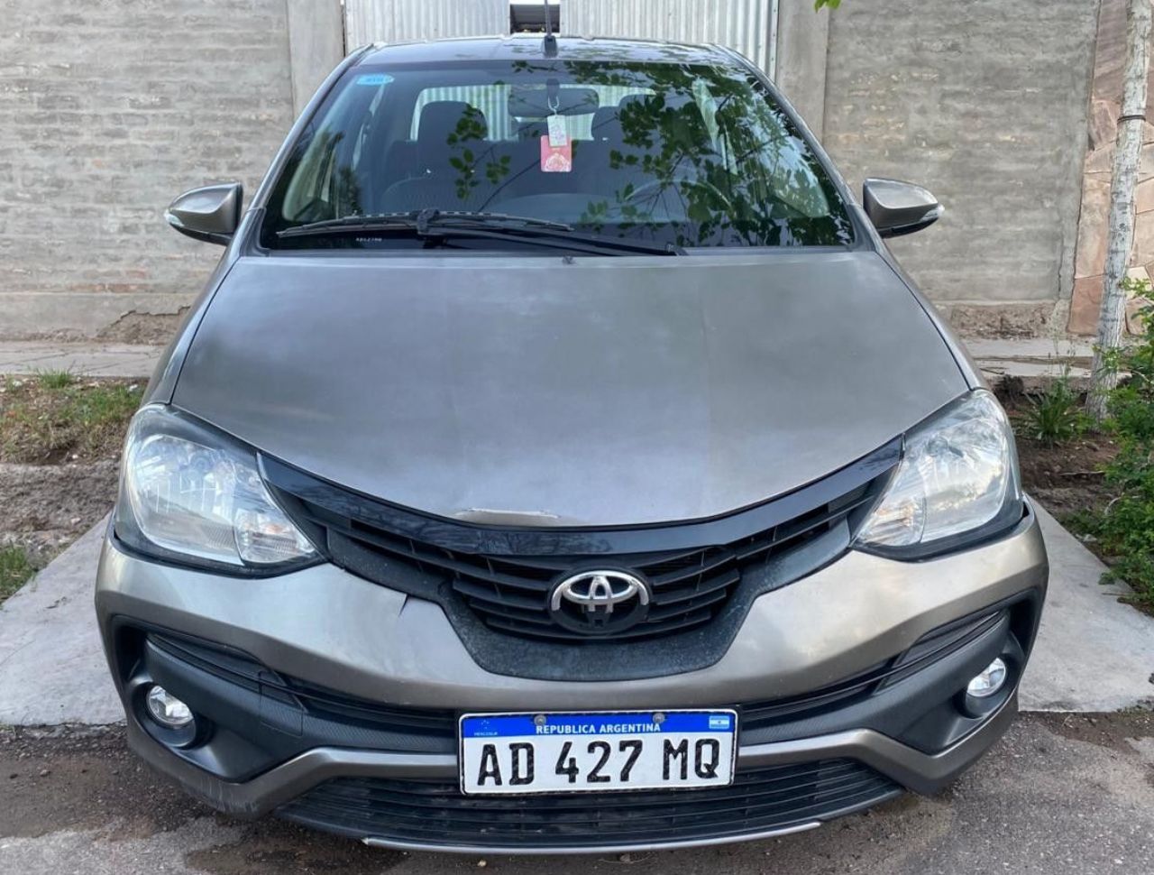 Toyota Etios Usado en Mendoza, deRuedas