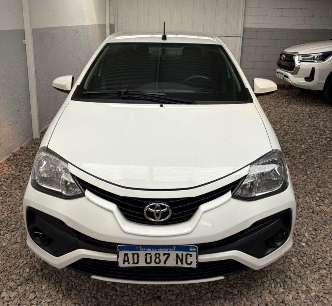 Toyota Etios Usado Financiado en Córdoba, deRuedas