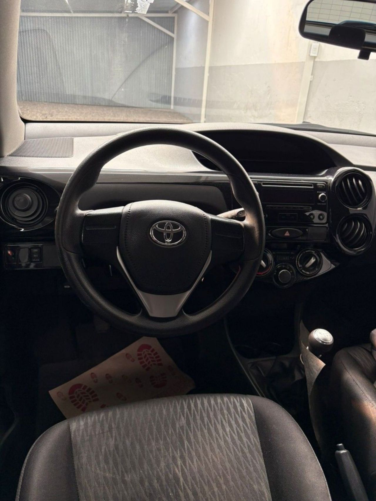 Toyota Etios Usado Financiado en Córdoba, deRuedas