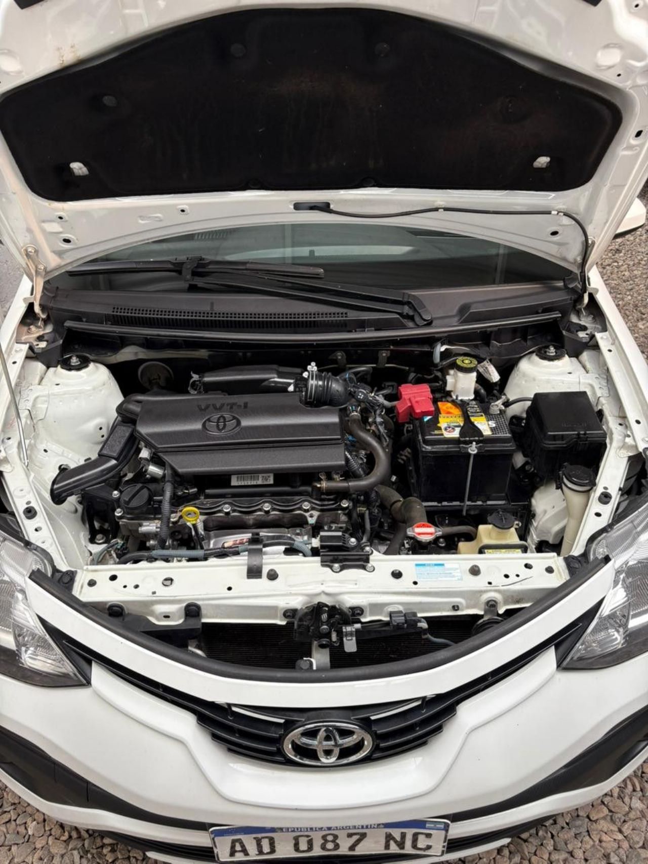 Toyota Etios Usado Financiado en Córdoba, deRuedas