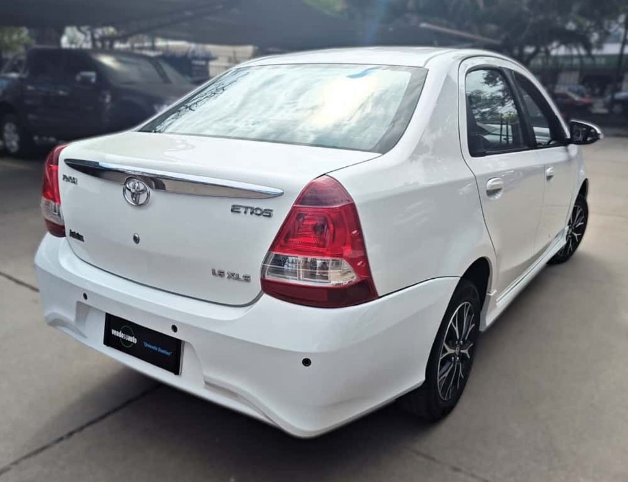 Toyota Etios Usado en Salta, deRuedas