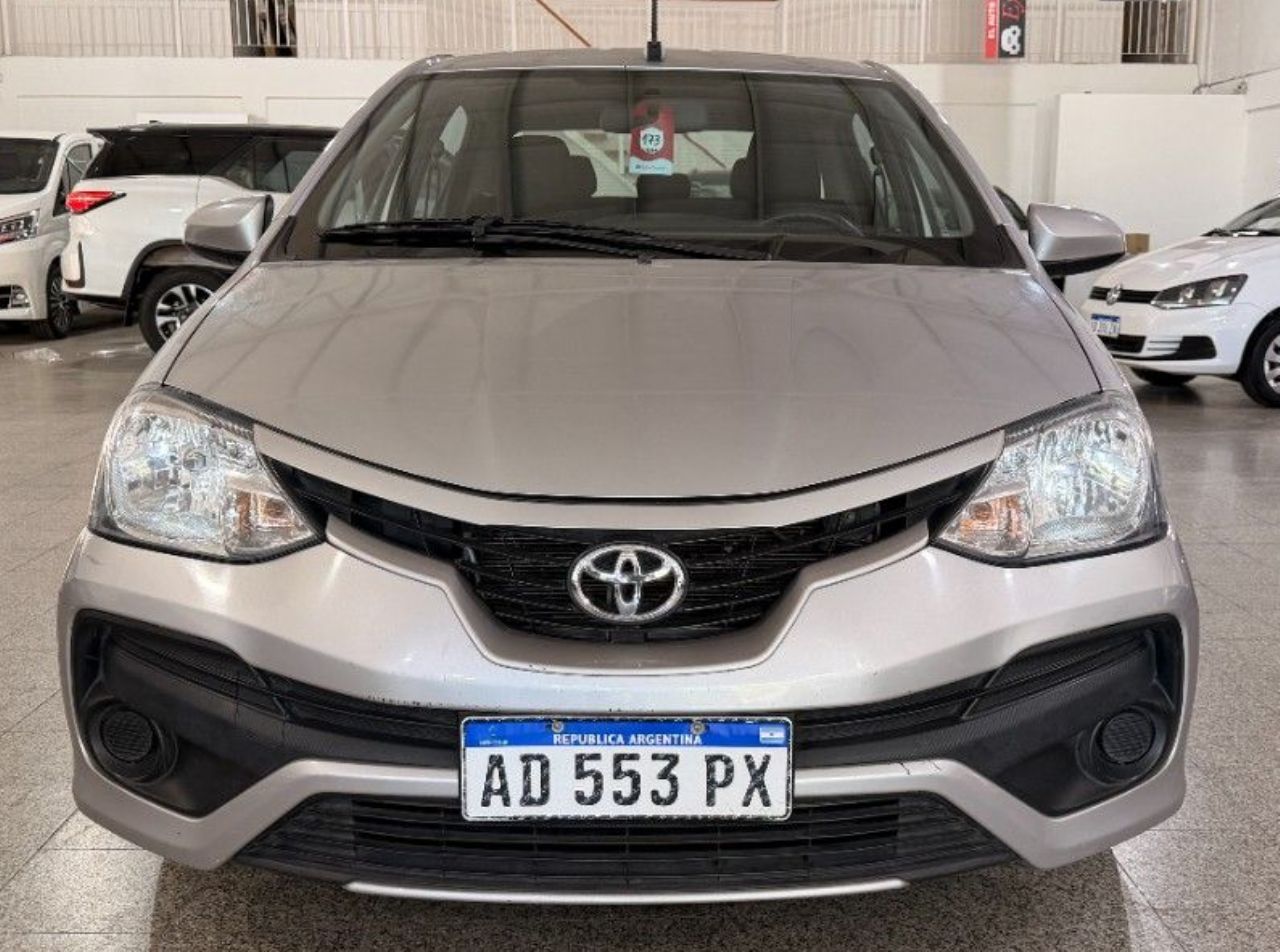Toyota Etios Usado en San Luis, deRuedas