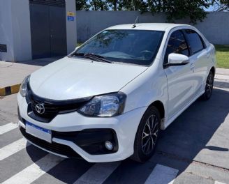 Toyota Etios Usado en Mendoza Financiado