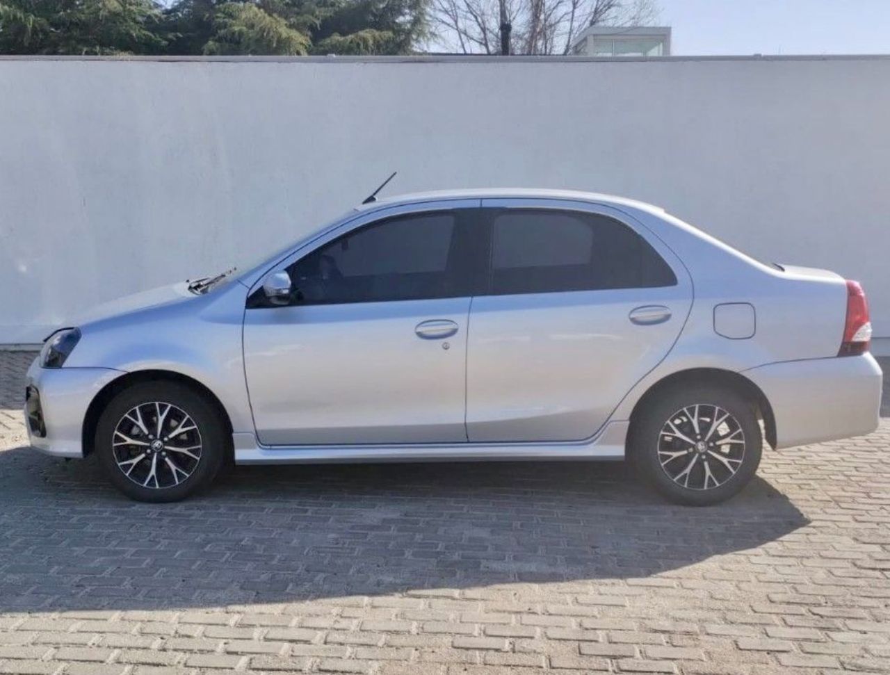 Toyota Etios Usado en San Luis, deRuedas