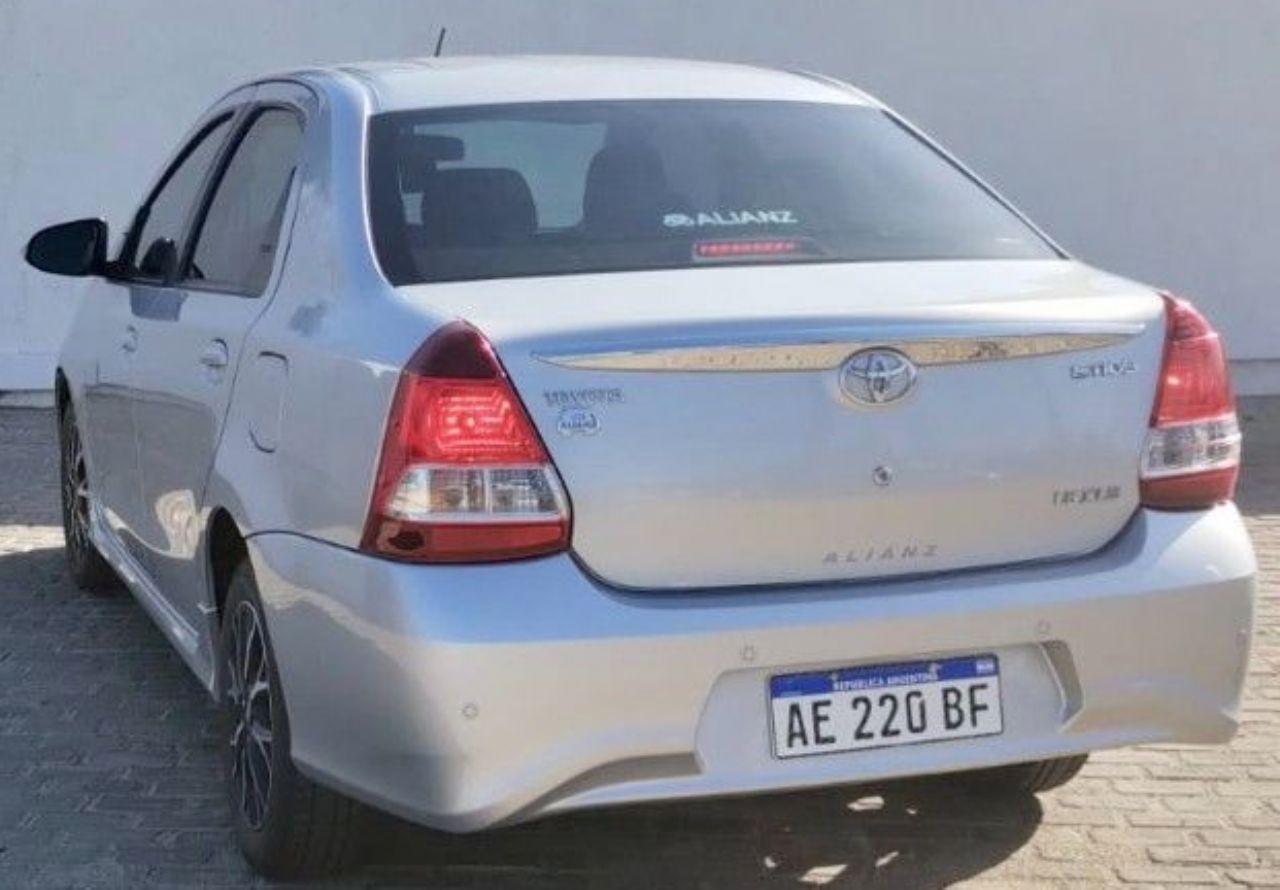 Toyota Etios Usado en San Luis, deRuedas