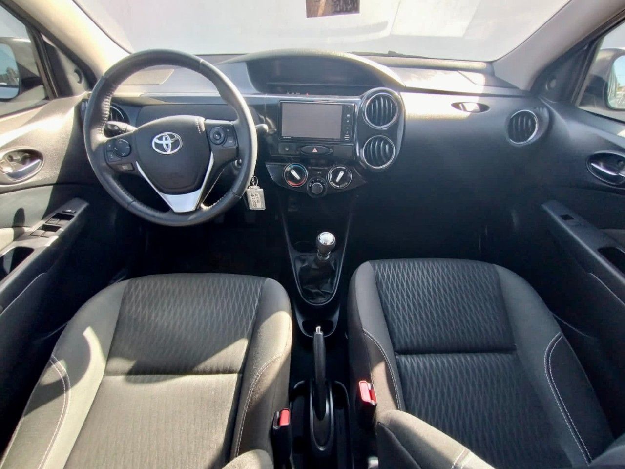 Toyota Etios Usado en San Luis, deRuedas