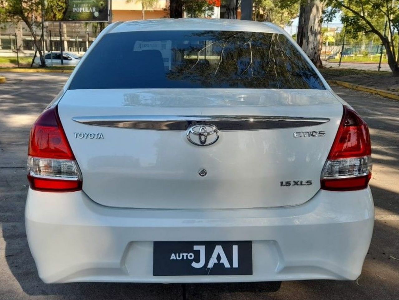Toyota Etios Usado Financiado en Córdoba, deRuedas