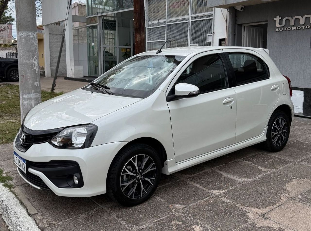 Toyota Etios Usado en San Luis, deRuedas