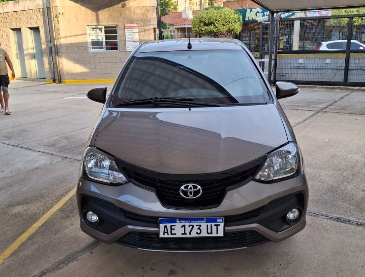 Toyota Etios Usado Financiado en Córdoba, deRuedas