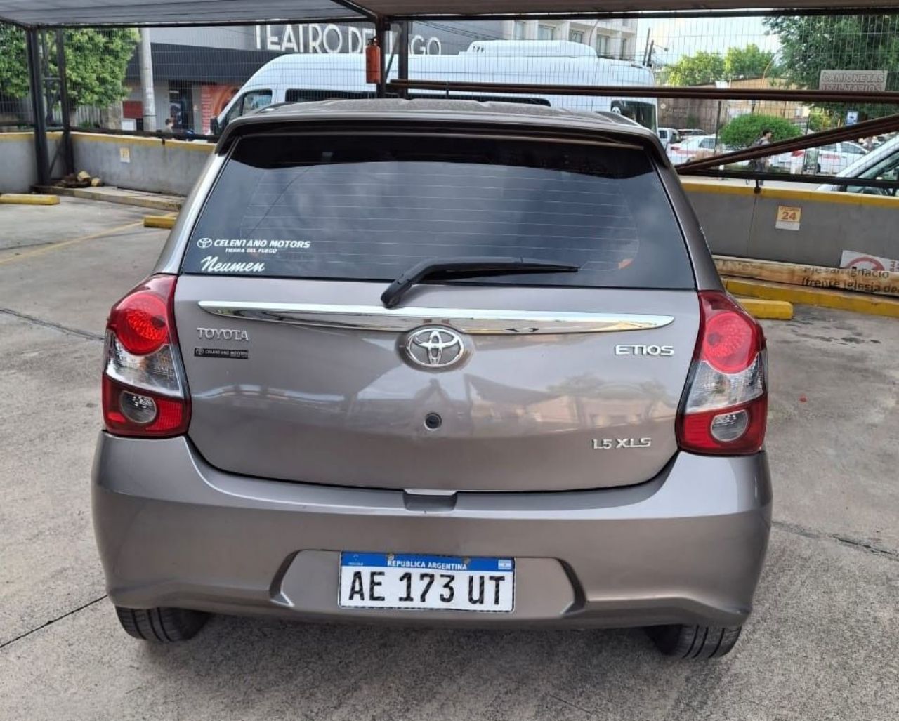 Toyota Etios Usado Financiado en Córdoba, deRuedas