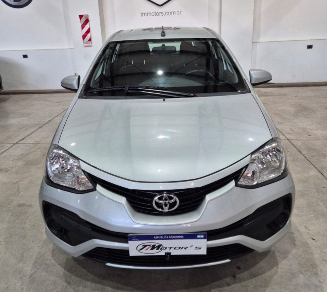 Toyota Etios Usado en Mendoza, deRuedas