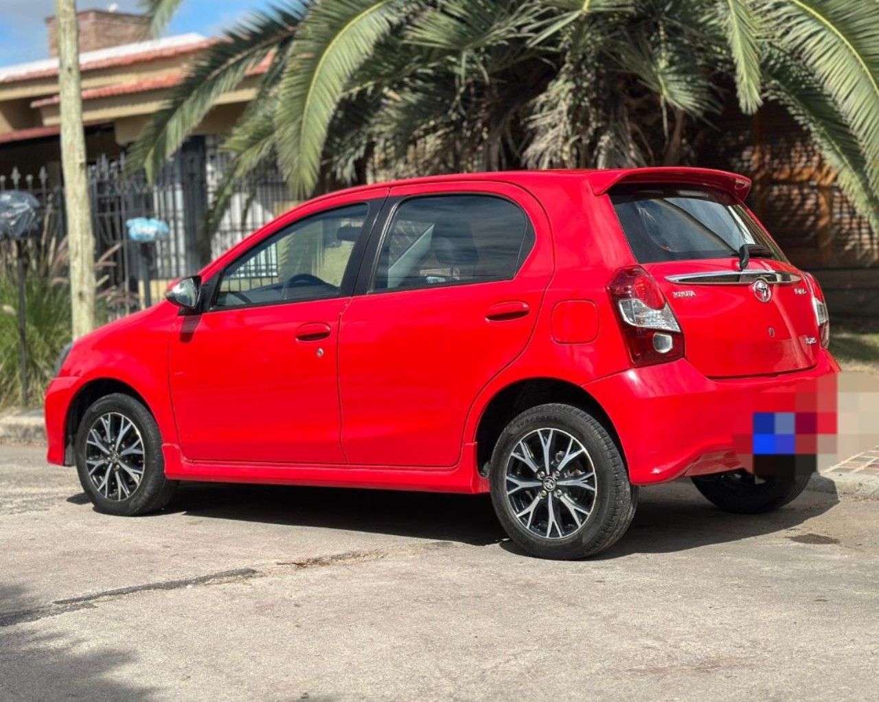 Toyota Etios Usado Financiado en Córdoba, deRuedas