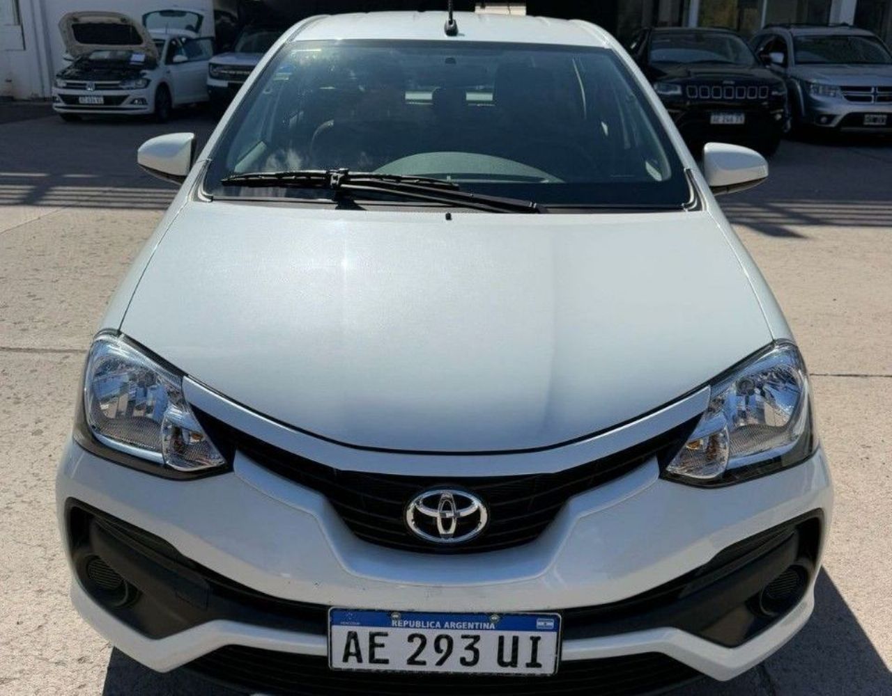 Toyota Etios Usado en Mendoza, deRuedas