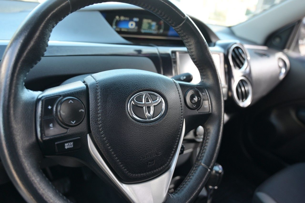 Toyota Etios Usado en San Luis, deRuedas