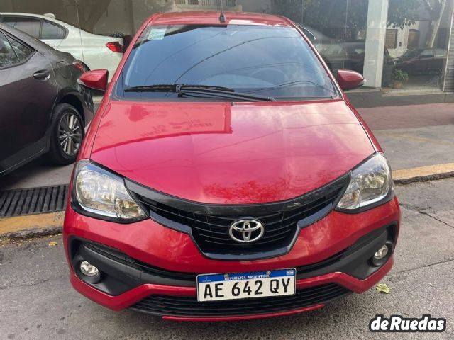 Toyota Etios Usado en Mendoza, deRuedas