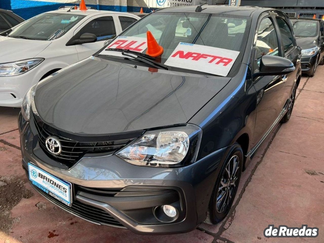 Toyota Etios Usado en Mendoza, deRuedas