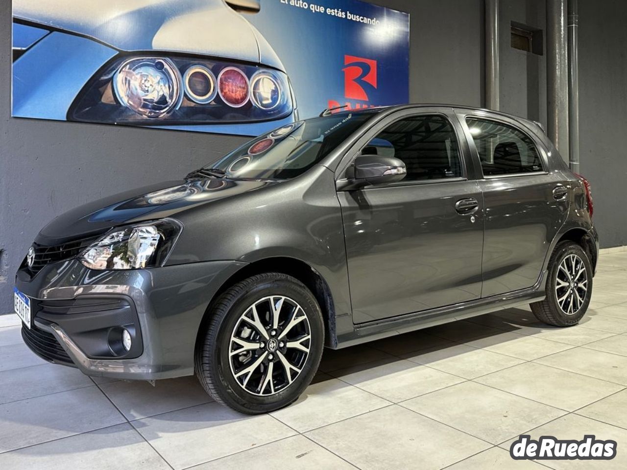 Toyota Etios Usado en Mendoza, deRuedas